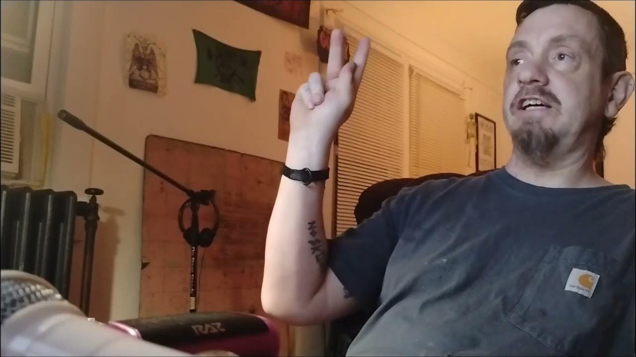 ASL. Tips to help you remember the Alphabet in Sign Language! - YouTube