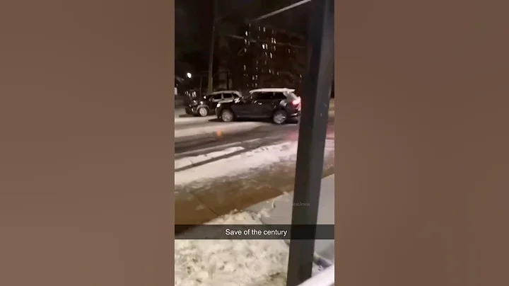 Driver saves car from crashing on ice😎