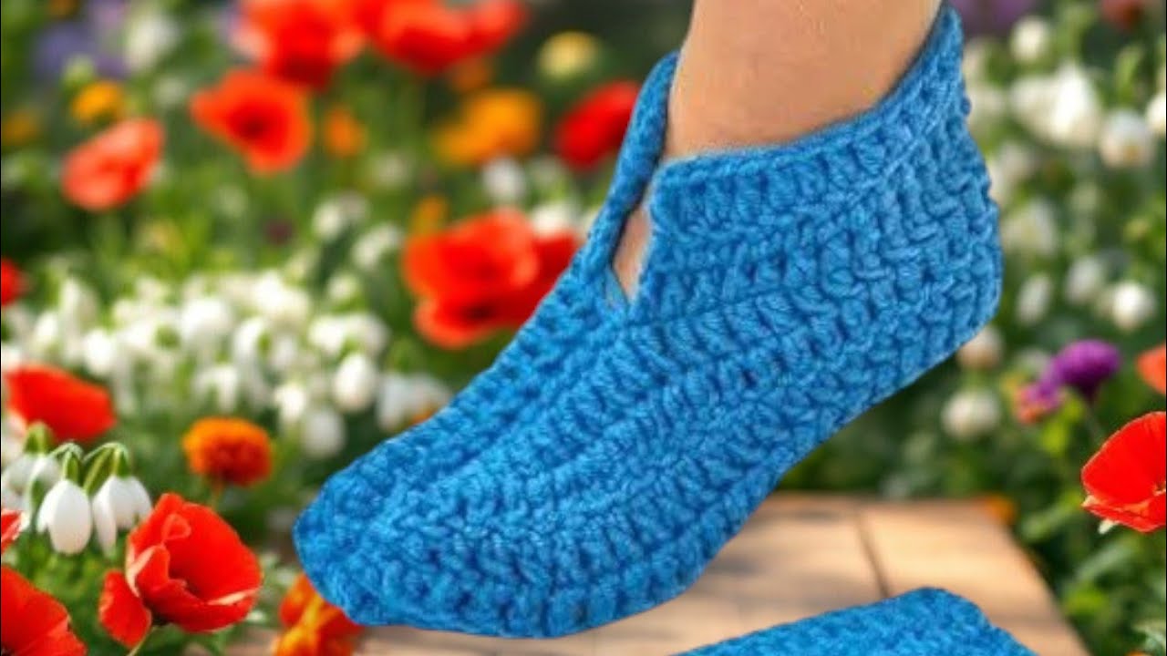 INCRÍVEL ! pantufa super fácil com APENAS UM QUADRADINHO de Crochê!