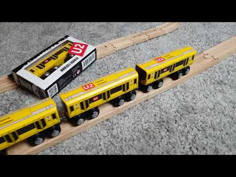 Holz U-Bahn Berlin U2