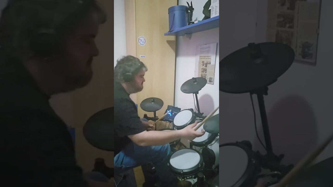 Scrivile Scemo - Pinguini Tattici Nucleari Drum Cover