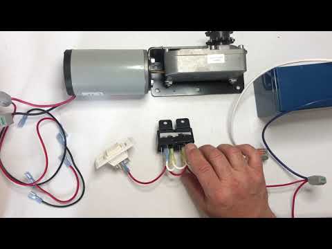 Reversing Polarity with two relays - YouTube