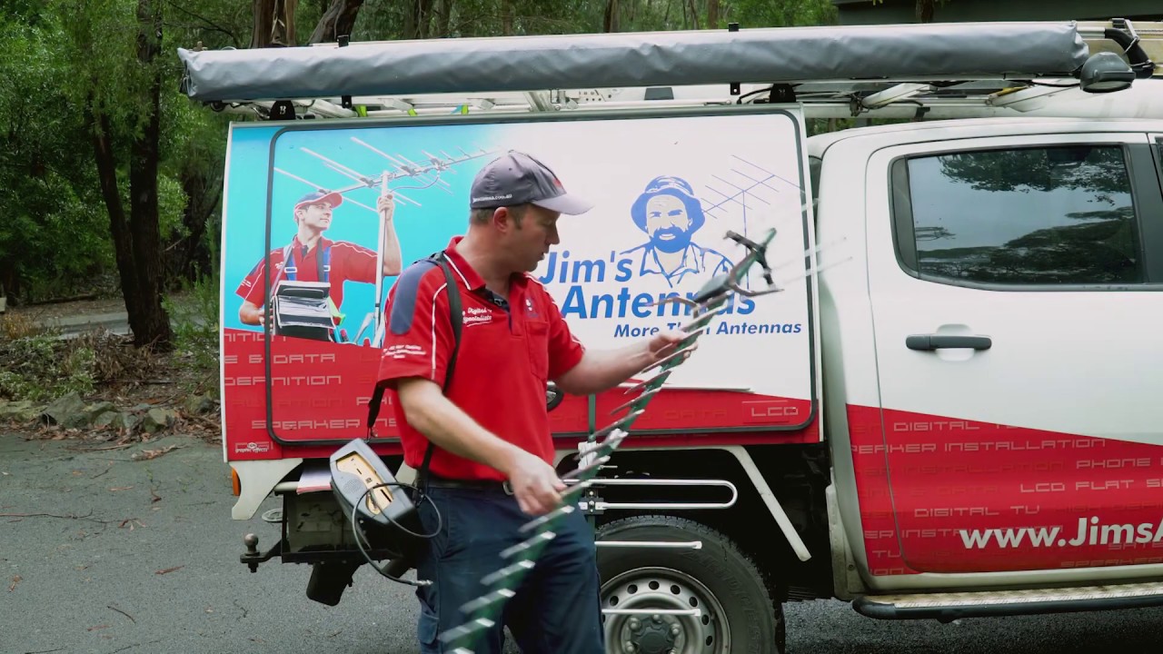 Aaron from Jim's Antennas talks about how they can solve your reception issues.