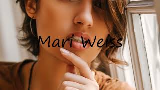 How to pronounce Mari Weiss in English?