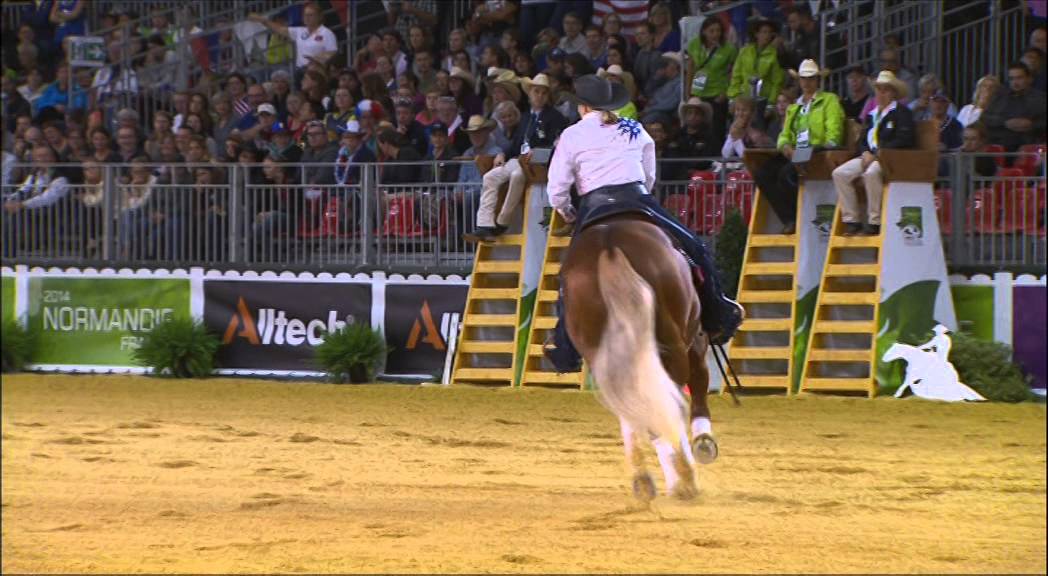 Finale de reining des JEM 2014 : la prestation de l'américaine Mandy Mccutcheon