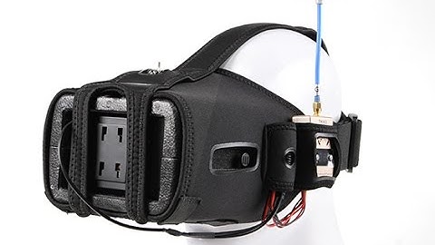 Quanum V2 FPV Goggles. Unboxing and Assembly Video