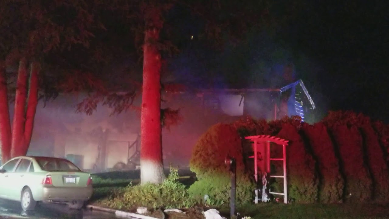2 alarm house fire Vancouver Wa 3/13/18 YouTube