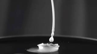 High Speed Video of Pouring Cream screenshot 5