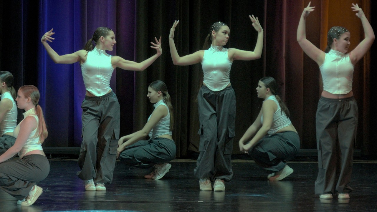 Уличный танец. Возраст 13-14.