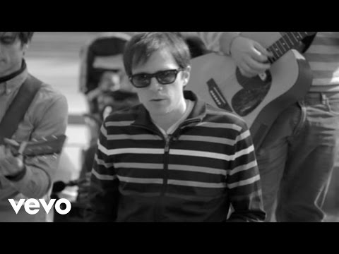 Weezer – Put Me Back Together (GO Show Extra) mp3 ke stažení