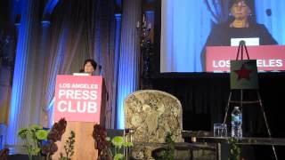 Actress Tina Sinatra pays tribute to Quincy Jones at LA Press Club Awards Details