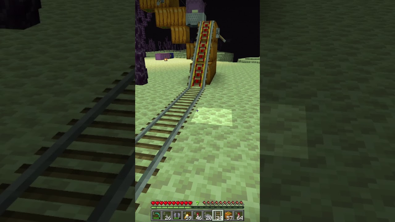 An enderman stole my pumpkin! #minecraft #minecraftshorts #minecraftfunny