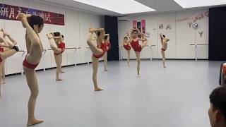 Raise Leg Perfect Posture