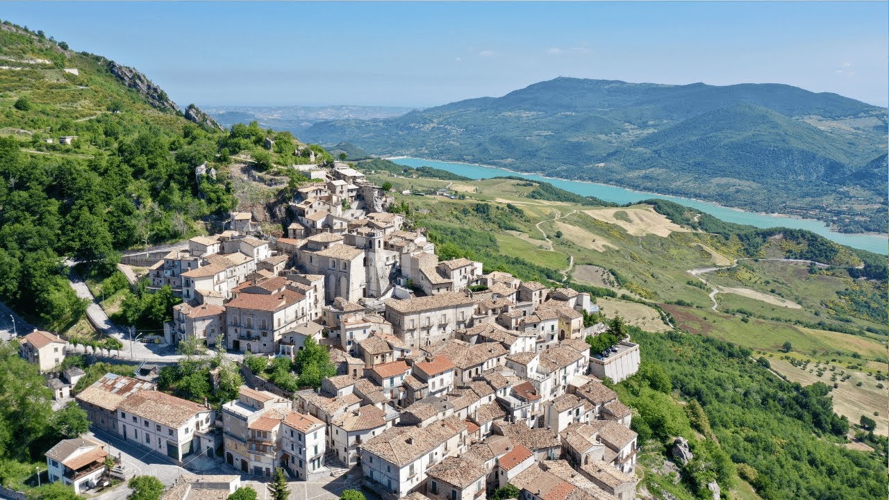 MONTELAPIANO - ABRUZZO - VIAGGIA CON WALLACE