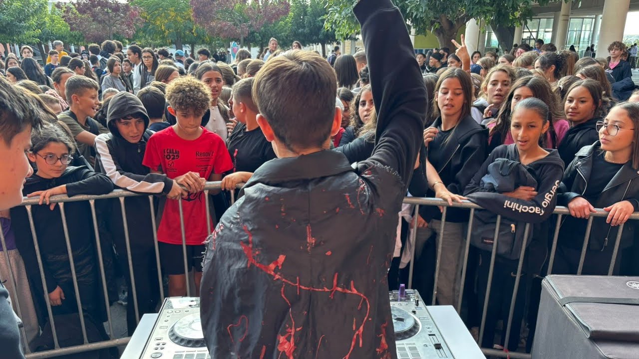 Le Collège de la vallée verte de Vauvert fête Halloween !! 