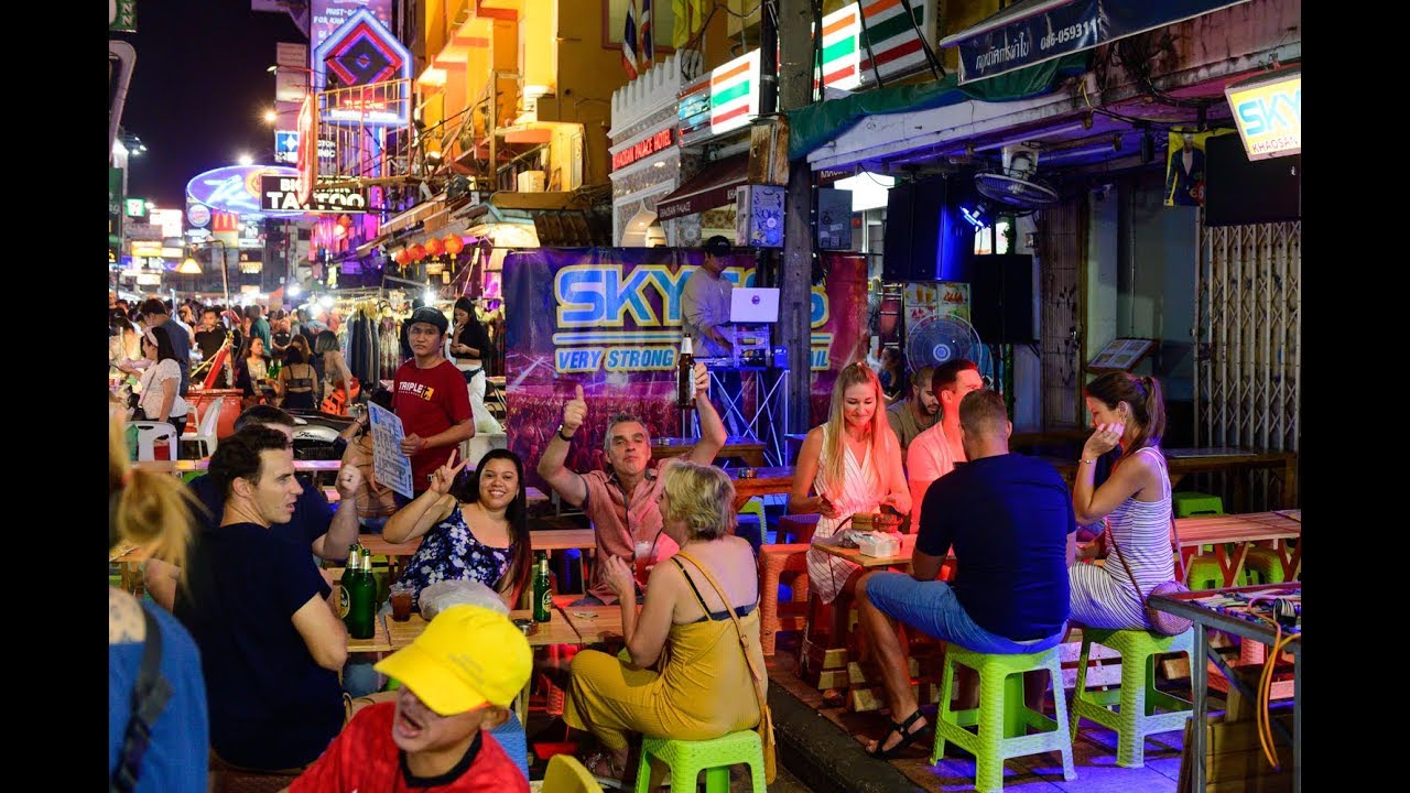[4K] Прогулка от Као Сан Роуд до Рамбуттри Роуд замечательной ночью в Бангкоке