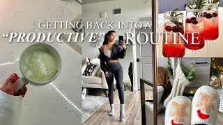 GETTING BACK INTO A ROUTINE | productive habits, Christmas cocktail night, 5am mornings VLOGMAS