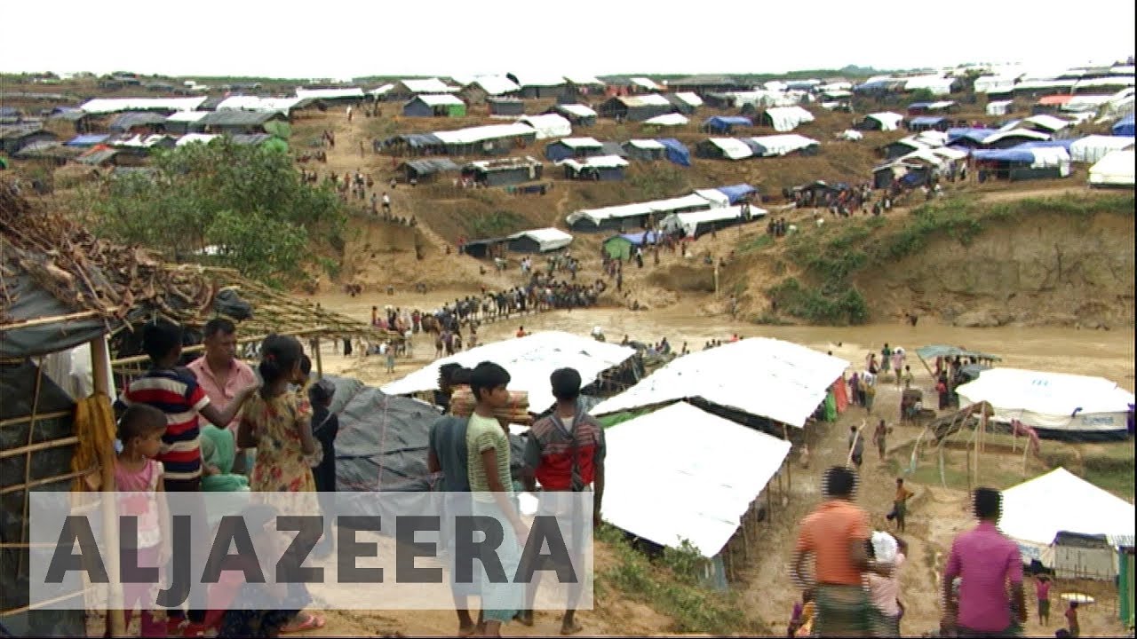 Fleeing Rohingya refugees hit by heavy flooding