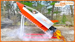 Flying ride on kids rocket ship to launch satellite in space for eclipse. Educational | Kid Crew by Kid Crew 631,238 views 1 month ago 6 minutes, 47 seconds