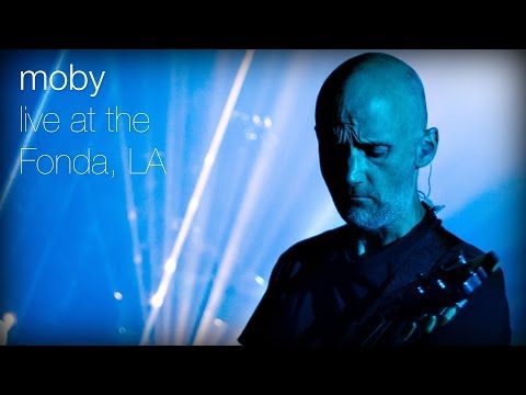 Moby - Extreme Ways (Live at The Fonda, L.A.)