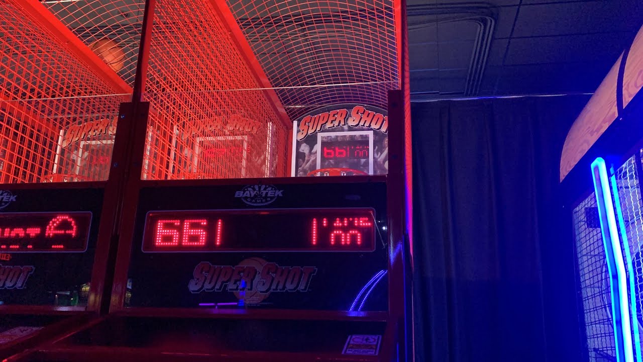 Playing Super Shot until I get 60 points on all six machines 🏀 