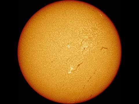 Vidéo: À quelle distance est makemake du soleil ?