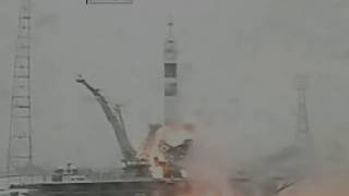 The Early Show - Russia launches Soyuz rocket with space station crew