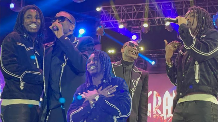 wally seck débarque sur scène youssou yaye souniou baye après le témoignage de youssou ndour