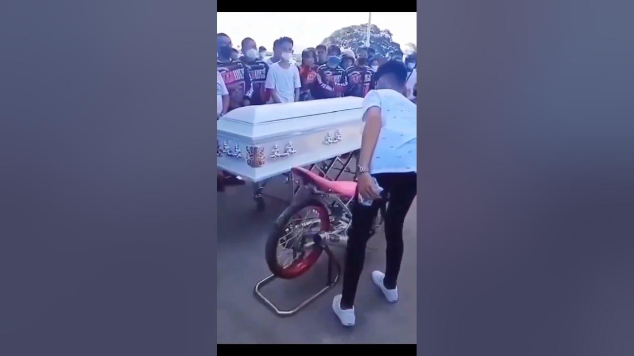 jangan di tiru!!! pembalap ini meninggal temanya malah..??#pembalapwanita #balapmotor #balapliar jangan di tiru!!! pembalap ini meninggal temanya malah..??#pembalapwanita #balapmotor #balapliar