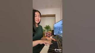 Duet Tik tok Intuisi - Yura Yunita
