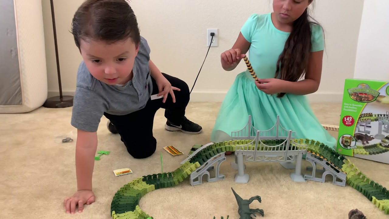 Dinosaur World: Create A Road