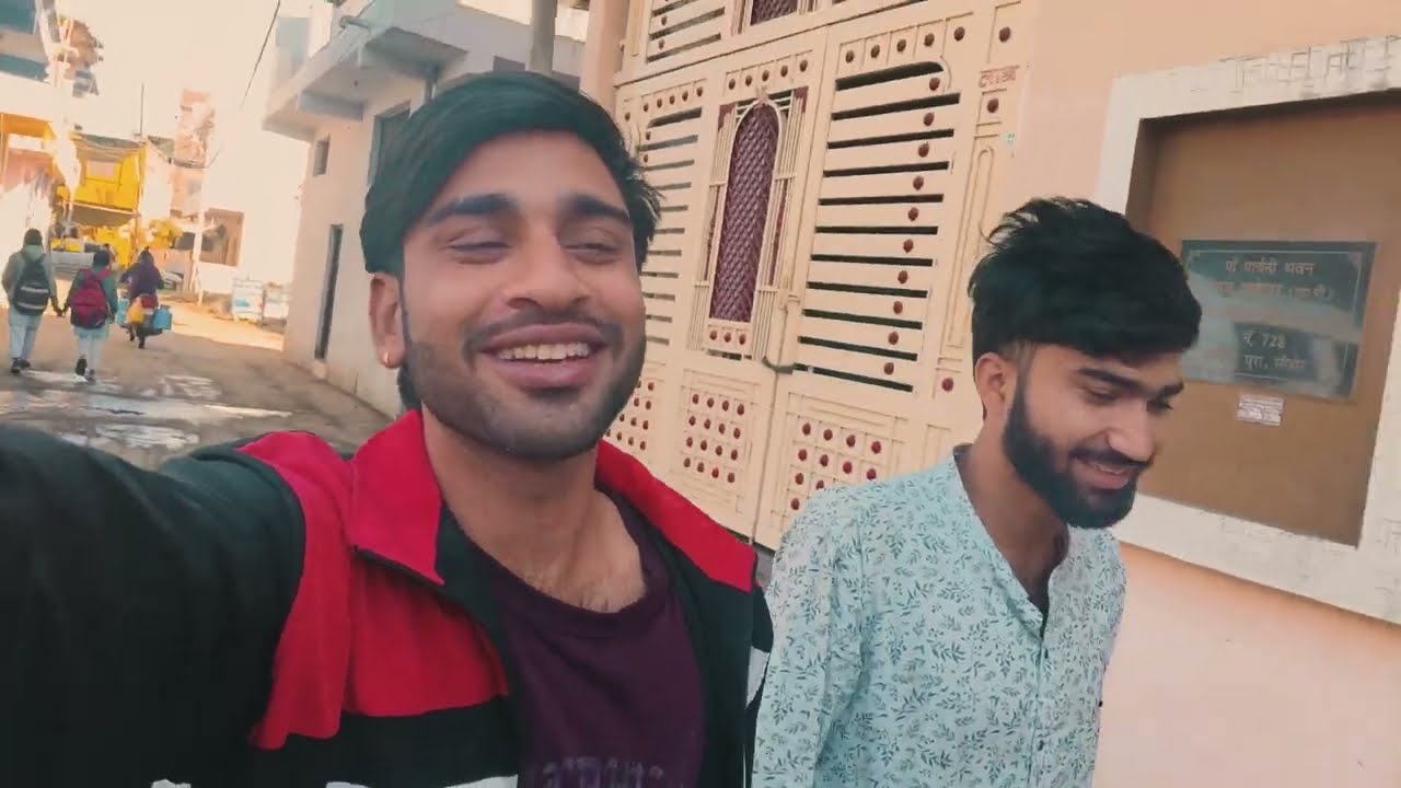 My first vlog Aaj hum aaye hai bahar ghumne 👈 #trending #viral #shorts #vlog #vlogger #my_first_vlog