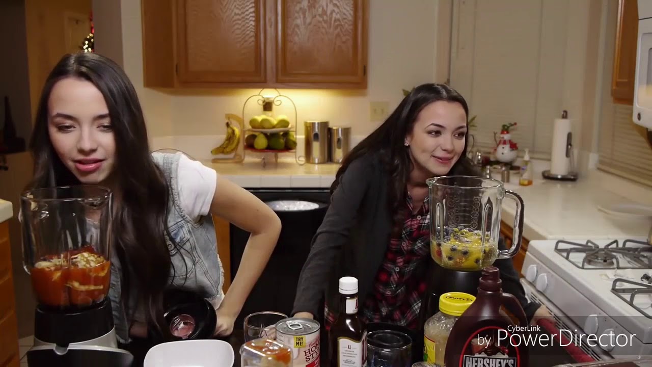 Merrell Twins gaging for 28 seconds straight
