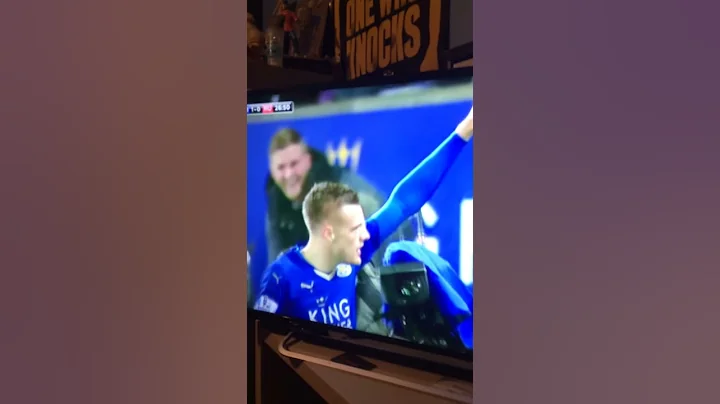 Jamie Vardy makes Premier league history!!