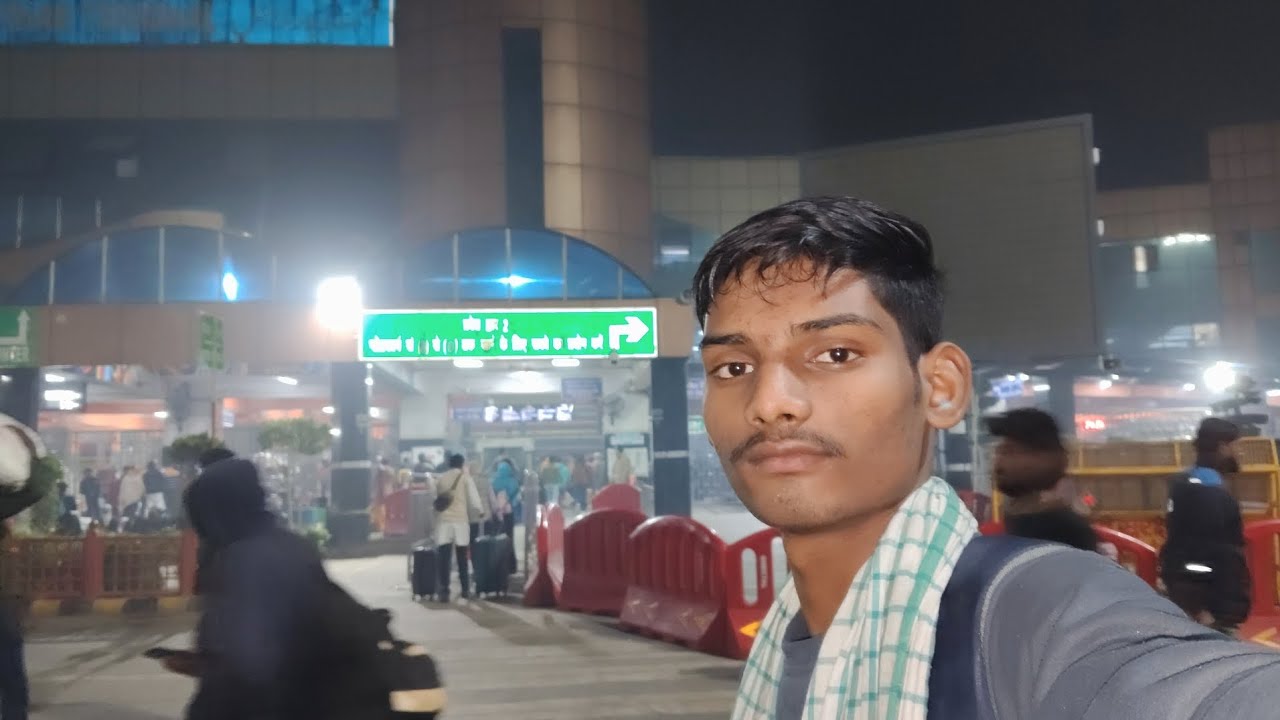 Mau to Delhi 🚆🚊