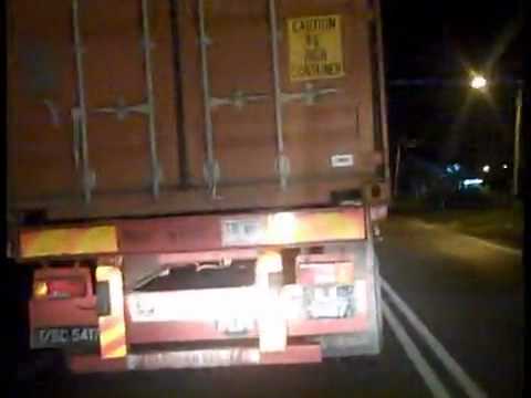 20100526_F1_Lorry_Driver.avi.s.mp4
