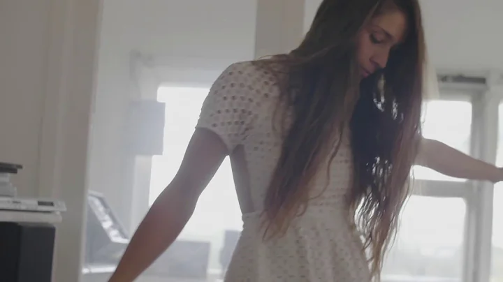 Jodi Phillis - Hudson Dreaming (Official Video)