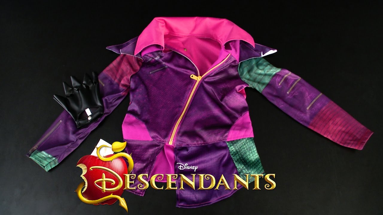 Disney Descendants Mal Dress Up Set from Just Play - YouTube