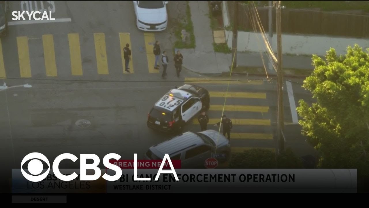 FBI serves search warrants related to Los Angeles street gangs