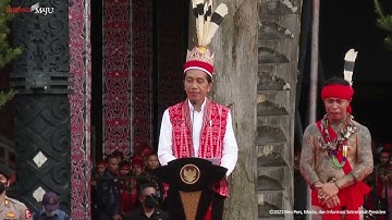 Sambutan ribuan pasukan merah TBBR beserta Panglima Jilah menyambut kedatangan Presiden Jokowi