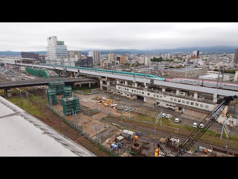 【東北新幹線】E6系+E5系 こまちはやぶさ 福島市の街の中を高速通過 Tohoku Shinkansen 2022.09.23