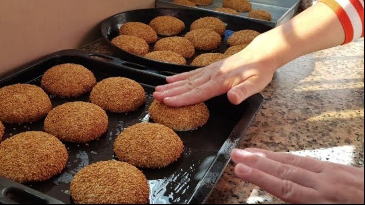 خبز الدار بالدقيق الكامل!!ماتعكزيش عليه  صحي%100بالنافع وحبة حلاوة مع طريقة تجميده لرمضان/ simit