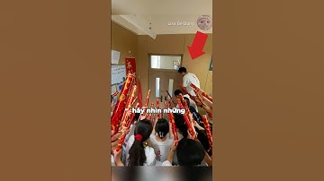 Các em học sinh tạo bất ngờ cho người thầy giáo vào buổi học cuối cùng #shorts