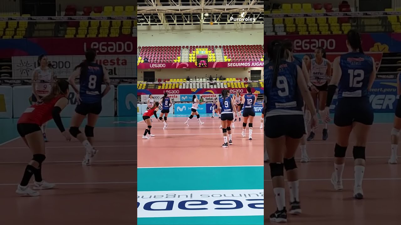 Punto de Sandra Ostos al bloque en Circolo #volleyball #volea
