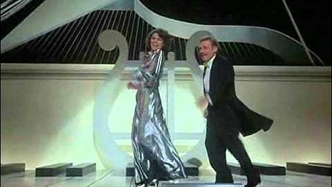 Mel Brooks, Anne Bancroft - "To Be or Not to Be" Musical Opening Number in Polish
