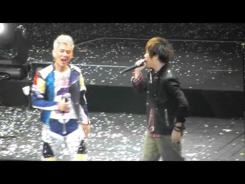 志明與春嬌 By Mayday @ 任賢齊神魔人香港演唱會 (02.19.2012)