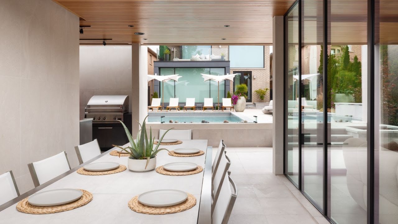A Sculpted Modern Cabana | Inside Cabana 18 by FrankFranco Architects ...