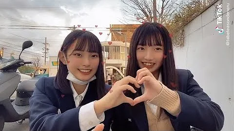 Japan's good friend teen girl is cute
