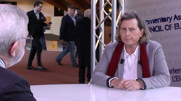 LORA PAPPA   Founder and President of METAdrasi