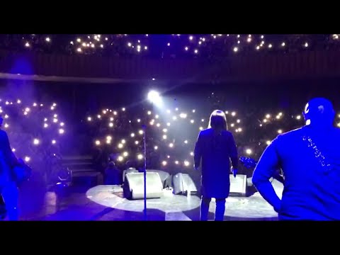 Amirabbas Golab Bazam Raft Live In Concert امیر عباس گلاب اجرای زنده ی آهنگ بازم رفت
